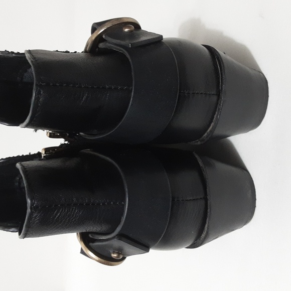 Naked Feet Alcor Black Ankle Women's 7 Boot - Picture 4 of 9